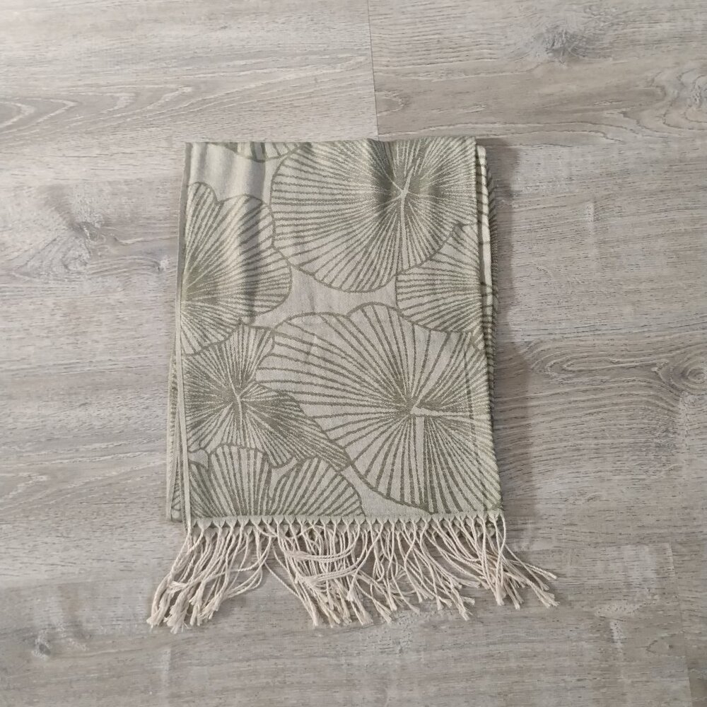Elegant Ginkgo Leaf Print Scarf - Beige & Black Botanical Fringe Wrap